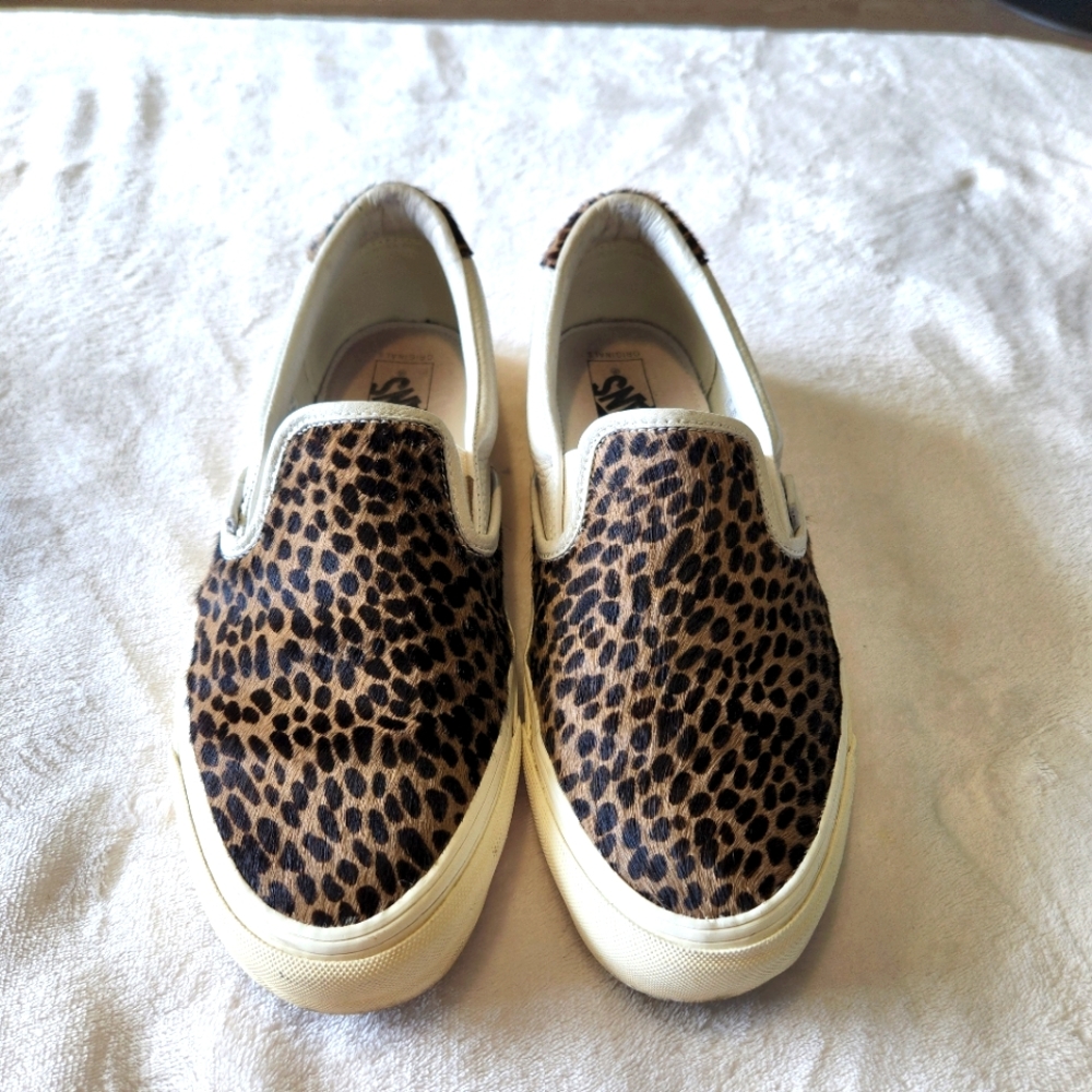 Leopard Vans